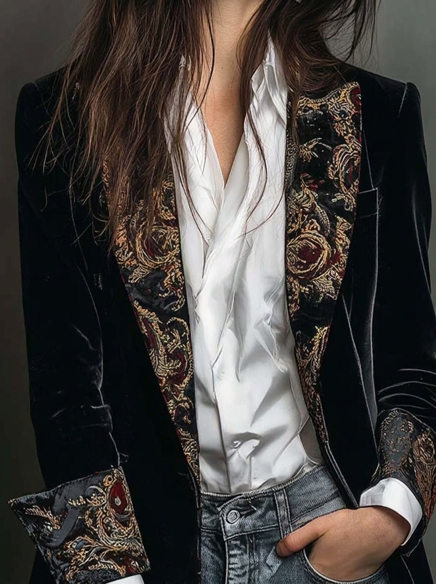Hazel - Fitted Blazer with Baroque Print