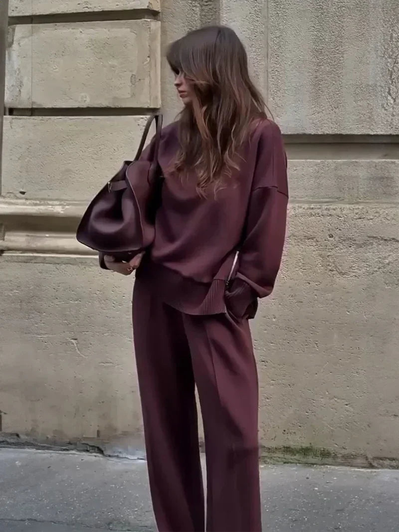 Serena | Coordinated Set in Wide Sweatshirt