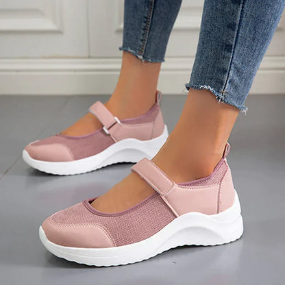 Lot Comfy Platform Sneakers