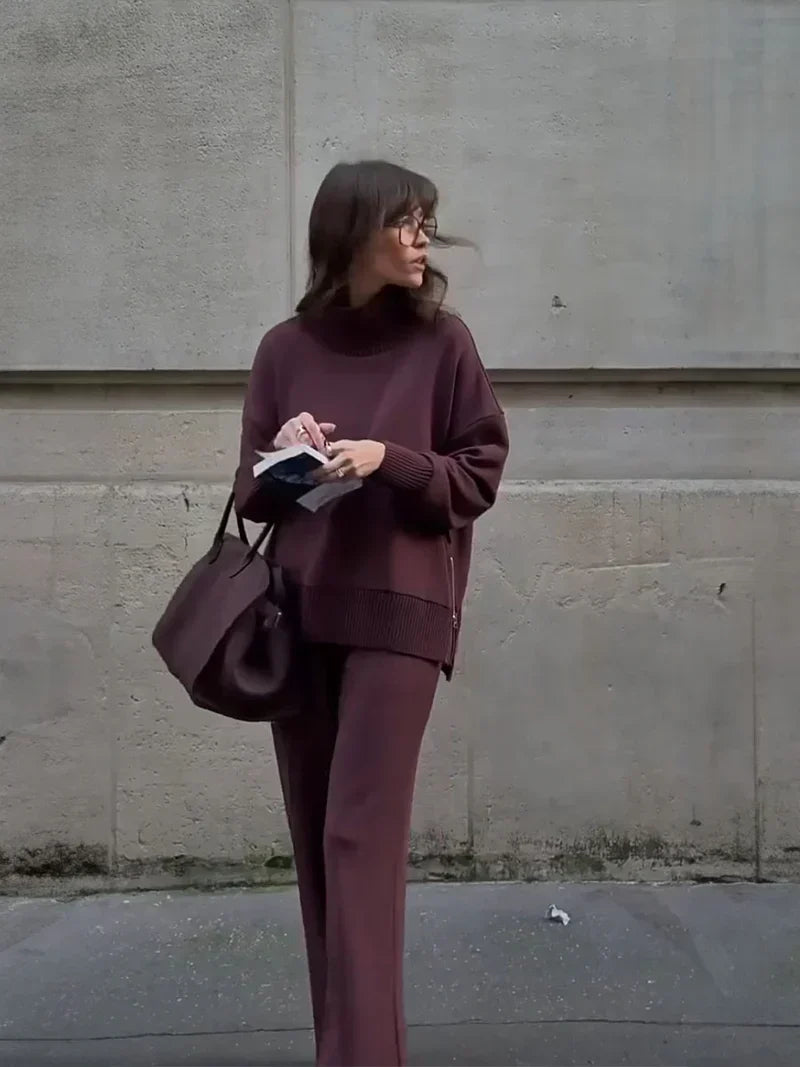 Serena | Coordinated Set in Wide Sweatshirt