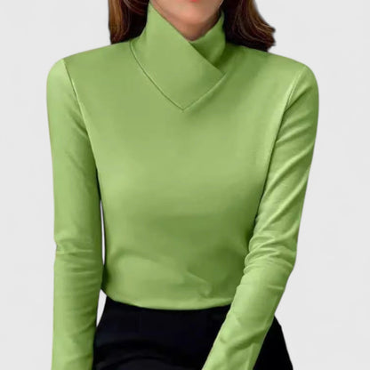 Clair - Elegant Turtleneck