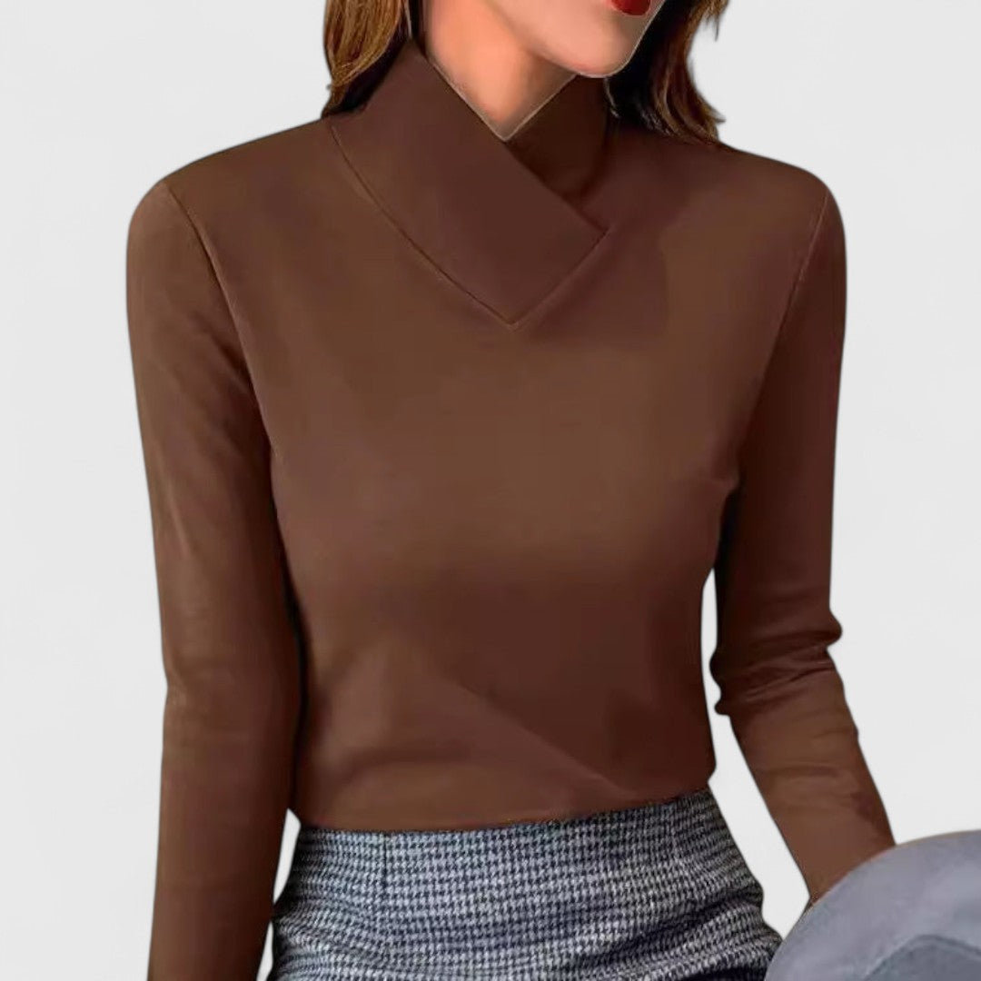 Clair - Elegant Turtleneck