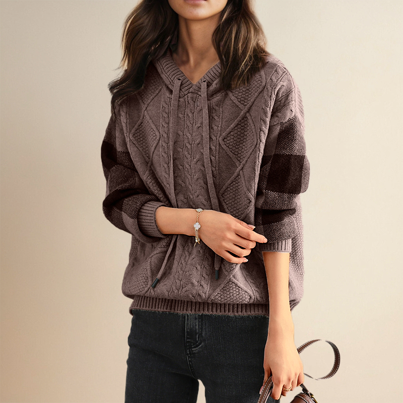 Emilie - Knitted Hoodie